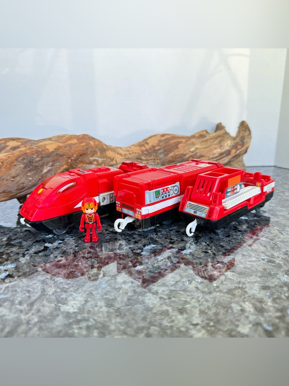 Tomica Tomy 2008 Super Big Set Hyper City Fire Liner Motorized Train and Figure